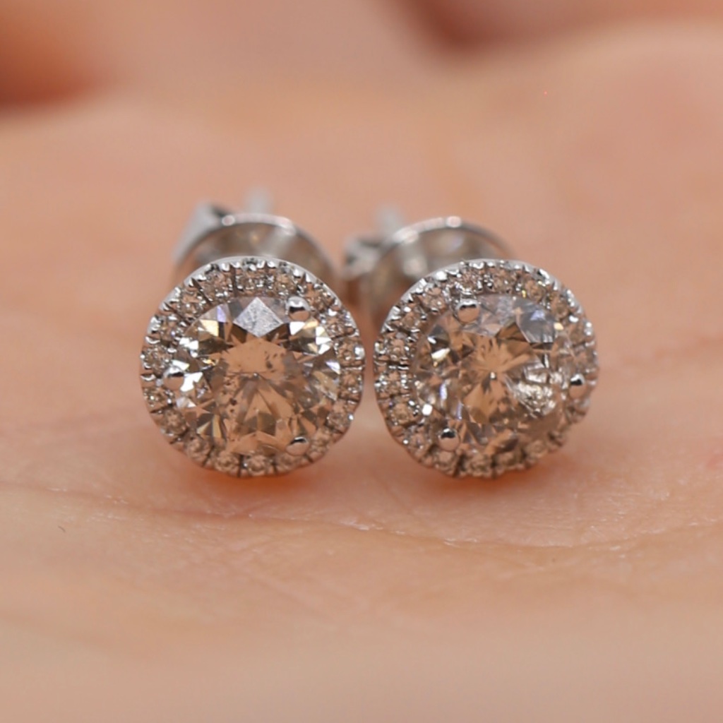 1.10 Carat Diamond Round Brilliant Halo Earrings